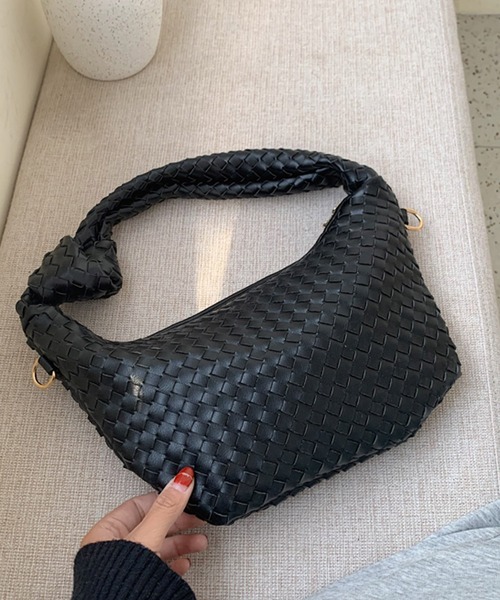 LIPSERVICE(リップサービス)の「編み込みラウンド2WAYバッグ【ZOZOTOWN限定】(ショルダーバッグ・レディース・アイボリー/イエロー/ブラック・FREE)」の3枚目の写真