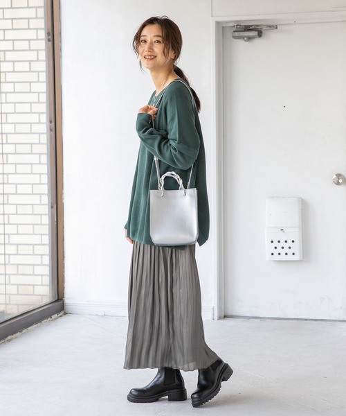 LEPSIM(レプシィム)の「【驚くほど、かるーーーい】ネジリミニショルダーバッグ 236418(ショルダーバッグ・レディース・ブラック/シルバー/ホワイト系その他/ブラウン系その他・ONE SIZE)」の6枚目の写真