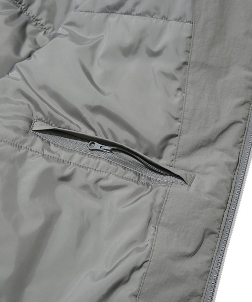 COVERNAT（カバーナット）の「【COVERNAT】PADDED TRACK JACKET / カバーナット パデッド ナイロン トラック ジャケット（ナイロンジャケット・メンズ・アイボリー/ブラック/グレー・SMALL/X-LARGE/LARGE/MEDIUM）」の17枚目の写真