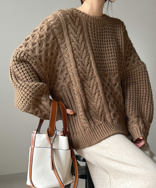 Bab（バブ）の「パッチワークボリューム　ニット（ニット/セーター・レディース・ダークグリーン/ブラウン/アイボリー・FREE）」の2枚目の写真