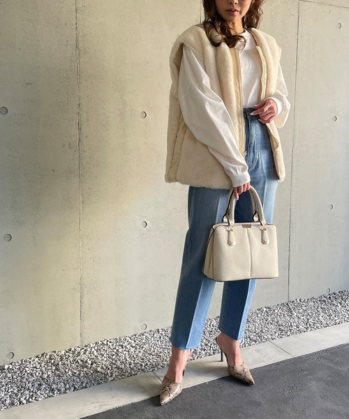 JUNOAH（ジュノア）の「リバーシブルキルティングボアベスト（ベスト・レディース・ブラック/ベージュ/グレー/グリーン/クリーム・MEDIUM/LARGE）」の14枚目の写真