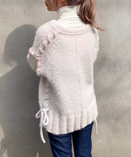 one after another NICE CLAUP（ワンアフターアナザーナイスクラップ）の「スペースダイの編み上げがアクセント！前後２Wayニットカーディガン（ニット/セーター・レディース・アイボリー/ブラック/ブルーグレー/ライトピンク・FREE）」の16枚目の写真
