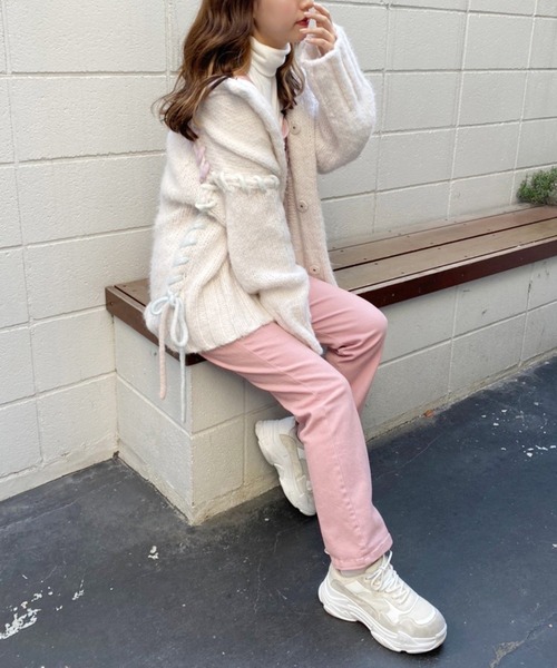 one after another NICE CLAUP（ワンアフターアナザーナイスクラップ）の「スペースダイの編み上げがアクセント！前後２Wayニットカーディガン（ニット/セーター・レディース・アイボリー/ブラック/ブルーグレー/ライトピンク・FREE）」の9枚目の写真