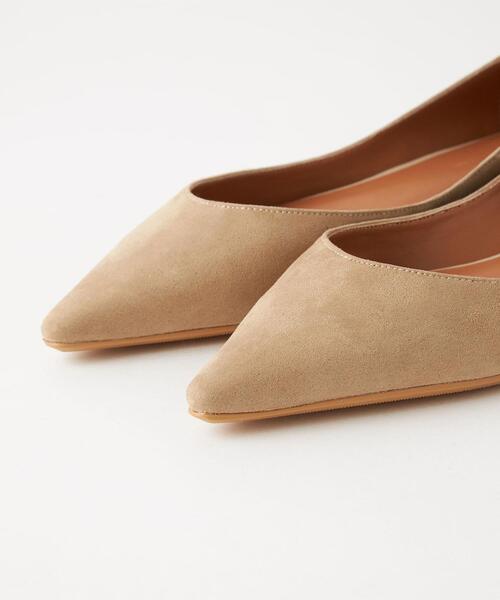 green label relaxing（グリーンレーベルリラクシング）の「ポインテッド フラットシューズ(1.5cmヒール) -撥水-（パンプス・レディース・ブラック/イエロー/ブラウン/ベージュ・25cm/25.5cm/22cm/22.5cm/23cm/23.5cm/24cm/24.5cm）」の15枚目の写真