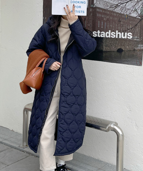 emi+（エミプラス）の「キルティングフディーコート（ノーカラーコート・レディース・ブラック/ネイビー/アイボリー・FREE）」の12枚目の写真