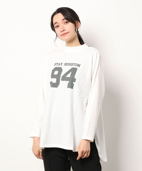 Samansa Mos2 blue(サマンサモスモスブルー)の「柄アソートロンT(Tシャツ/カットソー・レディース・キナリ/オフホワイト/チャコール・フリ-)」の2枚目の写真