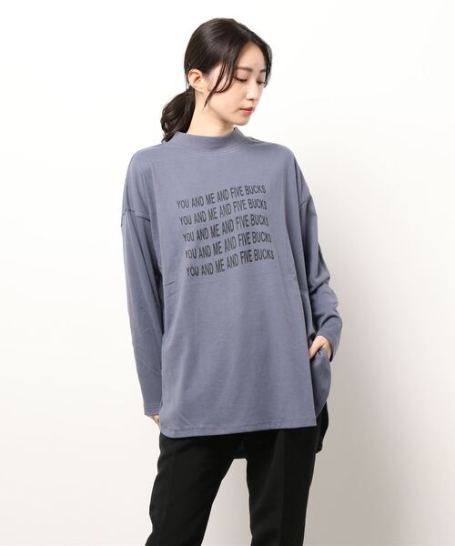 Samansa Mos2 blue(サマンサモスモスブルー)の「柄アソートロンT(Tシャツ/カットソー・レディース・キナリ/オフホワイト/チャコール・フリ-)」の1枚目の写真