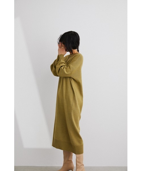 STYLEMIXER(スタイルミキサー)の「ウォッシャブルセンターシームニットワンピース(ワンピース・レディース・ブラック/ベージュ/グリーン・SMALL/MEDIUM)」の19枚目の写真