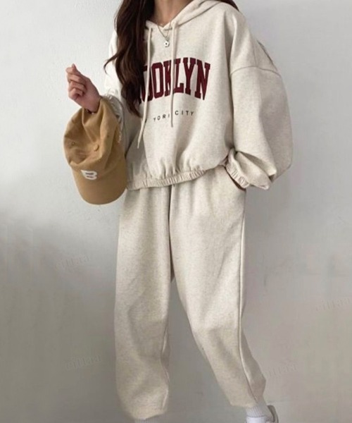 Dalfwin(ダールフィン)の「韓国ファッションBROOKLYNカレッジロゴスウェットセットアップパーカールームウェア(ルームウェア/パジャマ・レディース・グレー/ブラック/カーキ/オートミール/グレー系その他/ピンク/グレー系その他2/ベージュ系その他2/ブラック系2/グレー系2/カーキ系2/ピンク系2/グレー系その他3/ベージュ系その他3/ブラック系3/ベージュ系その他4/カーキ系4/グレー系4/ブラック系4/グレー系3/グレー系その他4/カーキ系3・FREE)」の16枚目の写真