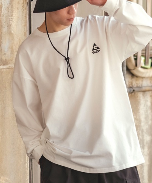 GERRY(ジェリー)の「【GERRY】別注 プリント/ワンポイント 刺しゅう 長袖Tシャツ(Tシャツ/カットソー・メンズ・パープル/ベージュ系その他2/グリーン系その他/グレー系その他/ホワイト系その他2/グレー系その他2/ホワイト/ベージュ系その他/グリーン系その他2/ブラック系その他3/パープル系その他2/ブラック系その他2/ホワイト系その他3/ブラック/パープル系その他3/ホワイト系その他4/ブルーグレー/キナリ/グレー系その他4/ダークグリーン/ブラック系その他5/ブラック系その他4/グレー系その他3/ブラウン/グレー/カーキ系3/ブラック系4/ホワイト系4/ブラック系3/グレー系4/イエロー系その他2/グレー系3/カーキ/ブルー/パープル系3/イエロー系その他/ホワイト系3/ブルー系3/ブラック系/ホワイト系/カーキ系/パープル系4/ブルー系4/カーキ系4/パープル系/ブルー系/グレー系/ホワイト系1/ホワイト系2/グレー系2/ブラック系2/ブルー系2/カーキ系2/パープル系2/ブルー系1/カーキ系1/ブラック系1/グレー系1/パープル系1・MEDIUM/LARGE/X-LARGE/SMALL)」の10枚目の写真