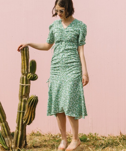 Cheek（チーク）の「ドロストギャザーワンピース（ワンピース・レディース・オレンジ/グリーン・MEDIUM）」の6枚目の写真