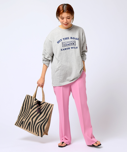 B.C STOCK（ベーセーストック）の「ルーシーアート ワッペンL/S-T（Tシャツ/カットソー・メンズ・グレー/アイボリー/モスグリーン・MEDIUM/LARGE）」の4枚目の写真