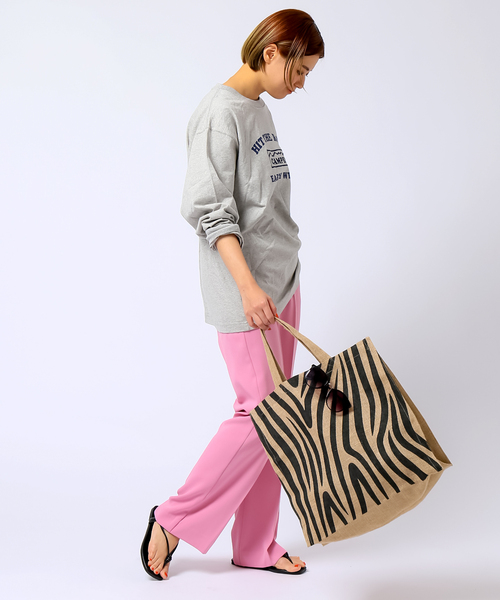 B.C STOCK（ベーセーストック）の「ルーシーアート ワッペンL/S-T（Tシャツ/カットソー・メンズ・グレー/アイボリー/モスグリーン・MEDIUM/LARGE）」の6枚目の写真