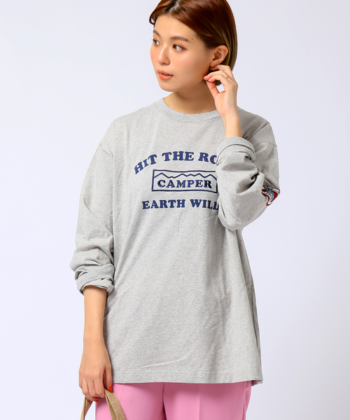 B.C STOCK（ベーセーストック）の「ルーシーアート ワッペンL/S-T（Tシャツ/カットソー・メンズ・グレー/アイボリー/モスグリーン・MEDIUM/LARGE）」の7枚目の写真