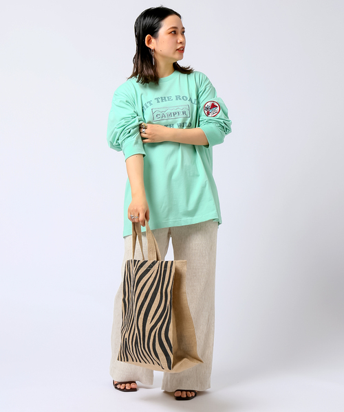 B.C STOCK（ベーセーストック）の「ルーシーアート ワッペンL/S-T（Tシャツ/カットソー・メンズ・グレー/アイボリー/モスグリーン・MEDIUM/LARGE）」の14枚目の写真