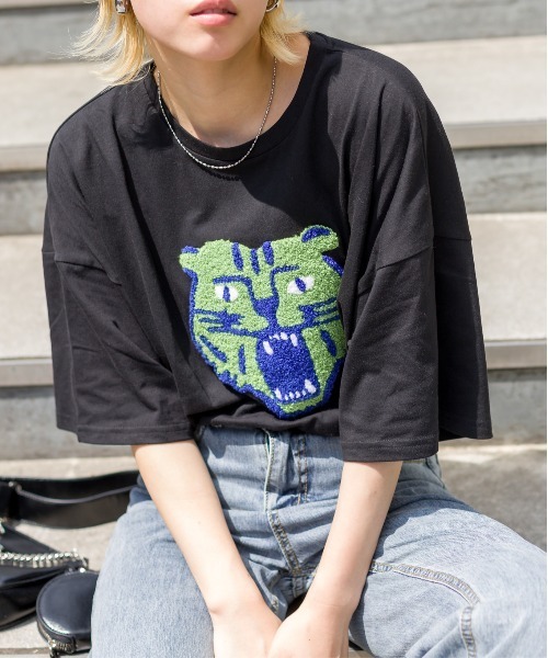 SpRay（スプレイ）の「トラさがらＢＩＧＴシャツ（Tシャツ/カットソー・レディース・ブラック/オフホワイト/オレンジ/ブルー・FREE）」の3枚目の写真