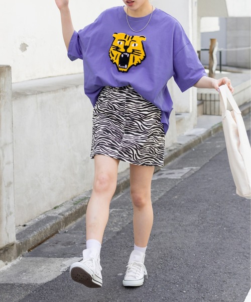 SpRay（スプレイ）の「トラさがらＢＩＧＴシャツ（Tシャツ/カットソー・レディース・ブラック/オフホワイト/オレンジ/ブルー・FREE）」の22枚目の写真