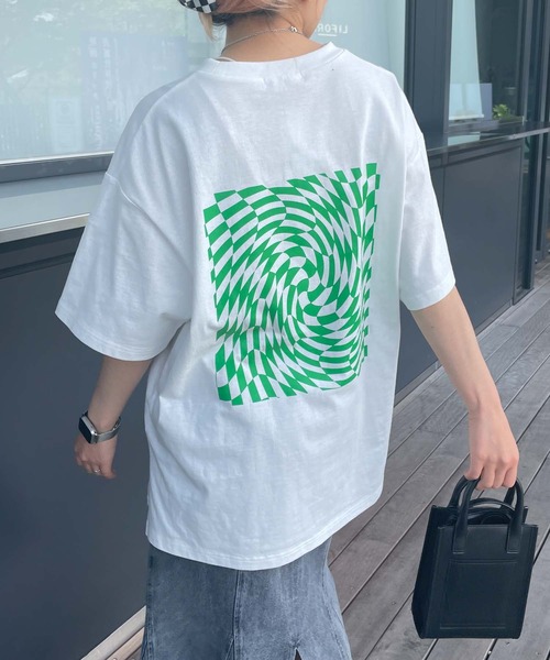 WEGO（ウィゴー）の「WEGO/アソートグラフィックBIGT（Tシャツ/カットソー・レディース・スミクロ/ホワイト/ターコイズブルー/ホワイト系その他/その他1/グリーン/オフホワイト/レッド・MEDIUM/SMALL）」の12枚目の写真