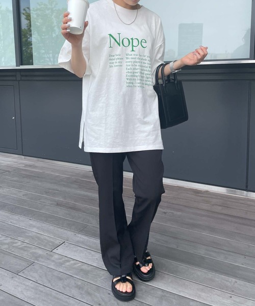 WEGO（ウィゴー）の「WEGO/アソートグラフィックBIGT（Tシャツ/カットソー・レディース・スミクロ/ホワイト/ターコイズブルー/ホワイト系その他/その他1/グリーン/オフホワイト/レッド・MEDIUM/SMALL）」の11枚目の写真