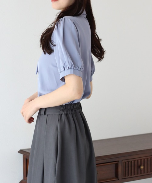 BLUEEAST（ブルーイースト）の「《お気に入り1.6万人突破！/Ｓ・Ｍ・Ｌ展開》ボウタイリボンブラウス（シャツ/ブラウス・レディース・オフホワイト/ブルー/ベージュ/ネイビー/ブラック系/ベージュ系/ホワイト系/アイボリー/ベージュ×ブラック/ブラック×ベージュ・MEDIUM/LARGE/SMALL）」の18枚目の写真