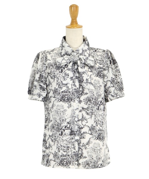 BLUEEAST（ブルーイースト）の「《お気に入り1.6万人突破！/Ｓ・Ｍ・Ｌ展開》ボウタイリボンブラウス（シャツ/ブラウス・レディース・オフホワイト/ブルー/ベージュ/ネイビー/ブラック系/ベージュ系/ホワイト系/アイボリー/ベージュ×ブラック/ブラック×ベージュ・MEDIUM/LARGE/SMALL）」の14枚目の写真