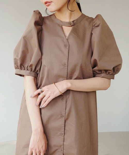 IAMUSE（アイアミューズ）の「デザインパフスリーブ2WAYワンピース S0669【IAMUSE】（ワンピース・レディース・モカ/グリーン/ブラック・FREE）」の17枚目の写真