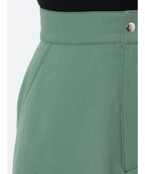 LAGUNAMOON(ラグナムーン)の「バックボリュームフレアースカート(スカート・レディース・ブラック/ベージュ/グリーン・SMALL/MEDIUM)」の7枚目の写真