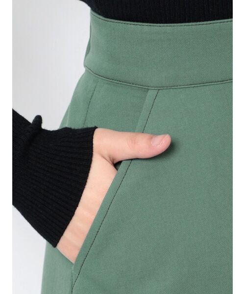 LAGUNAMOON(ラグナムーン)の「バックボリュームフレアースカート(スカート・レディース・ブラック/ベージュ/グリーン・SMALL/MEDIUM)」の9枚目の写真