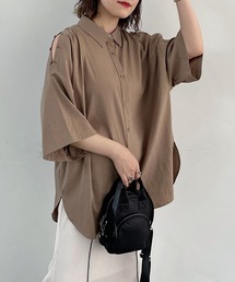 ショルダースリットBIGシャツ