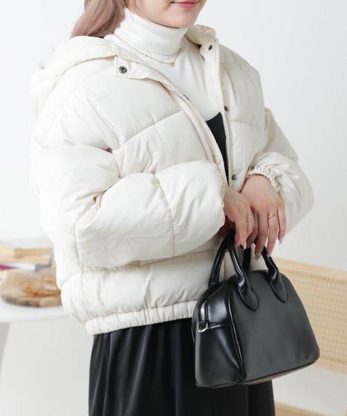 WEGO（ウィゴー）の「WEGO/【WEB先行販売】フードエコダウンジャケット（ダウンジャケット/コート・レディース・ブラック/アイボリー/ライトブラウン・FREE）」の5枚目の写真