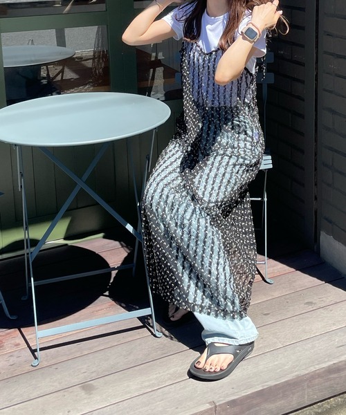 LE MORE(リモア)の「チュールリボンキャミワンピース(ワンピース・レディース・ブラック/アイボリー・FREE)」の11枚目の写真