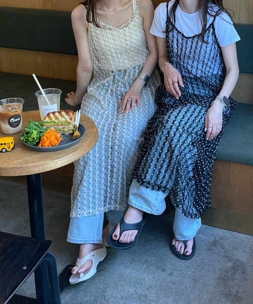 LE MORE(リモア)の「チュールリボンキャミワンピース(ワンピース・レディース・ブラック/アイボリー・FREE)」の14枚目の写真