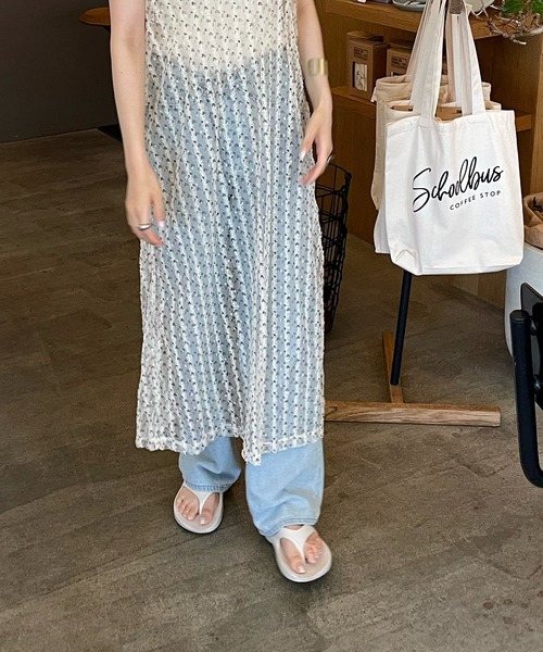 LE MORE(リモア)の「チュールリボンキャミワンピース(ワンピース・レディース・ブラック/アイボリー・FREE)」の18枚目の写真