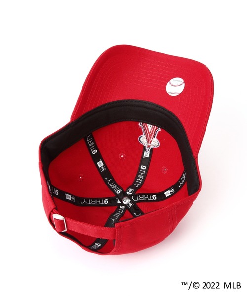 AVIREX(アヴィレックス)の「【× NEW ERA】MLB × AVIREX 9サーティ エンジェルス ベースボール キャップ / 9THRTY ANGELS BASEBALL CAP(キャップ・レディース・レッド・F)」の3枚目の写真