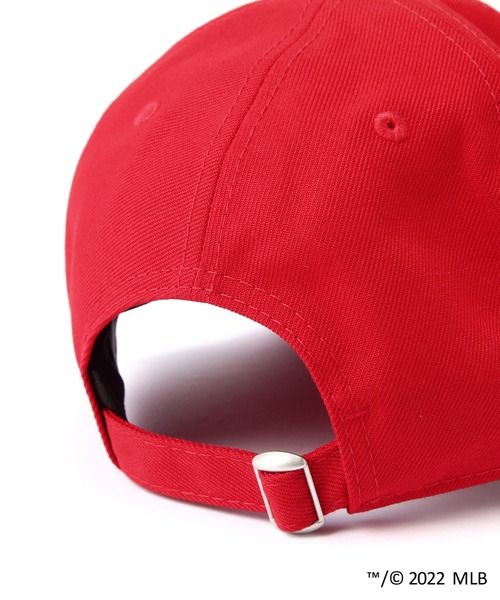 AVIREX(アヴィレックス)の「【× NEW ERA】MLB × AVIREX 9サーティ エンジェルス ベースボール キャップ / 9THRTY ANGELS BASEBALL CAP(キャップ・レディース・レッド・F)」の9枚目の写真