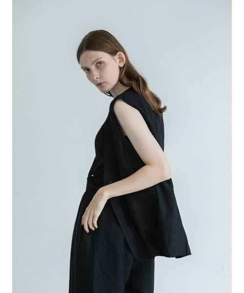 enchainement（アンシェヌマン）の「Vest（ベスト）」 - WEAR