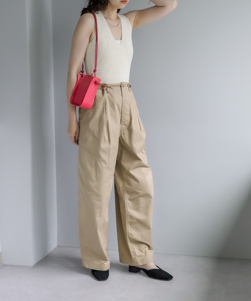 mystic（ミスティック）の「[otonamystic] チノパンツ（チノパンツ・レディース・ベージュ/ネイビー・1/2）」の7枚目の写真