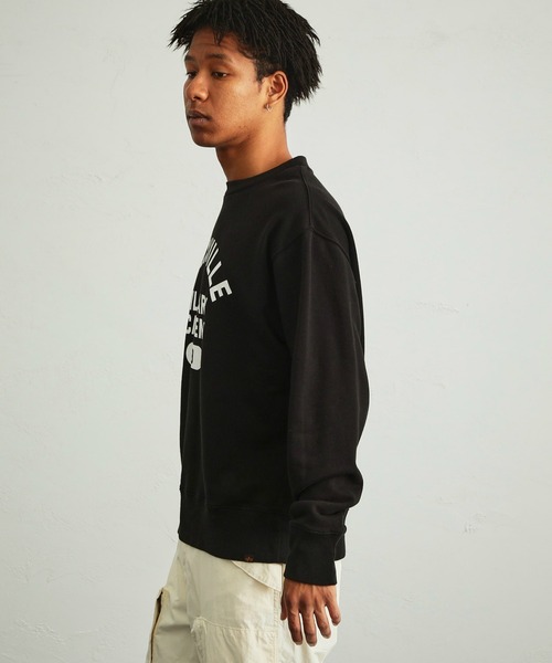 Alpha Industries（アルファインダストリーズ）の「MIL.ACADEMYクルーネック カレッジロゴスウェット（スウェット・メンズ・ホワイト/ブラック/オートミール/ダークグリーン・MEDIUM/LARGE/X-LARGE）」の15枚目の写真