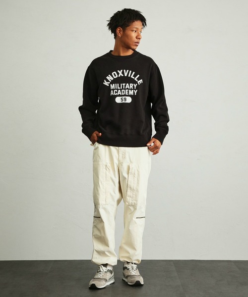 Alpha Industries（アルファインダストリーズ）の「MIL.ACADEMYクルーネック カレッジロゴスウェット（スウェット・メンズ・ホワイト/ブラック/オートミール/ダークグリーン・MEDIUM/LARGE/X-LARGE）」の21枚目の写真