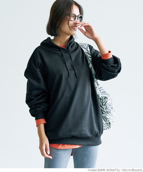 coca(coca)(コカ)の「ポケット付裏毛チュニックパーカー(パーカー・レディース・ブラック/ライトグレー/グリーン・M/L)」の4枚目の写真