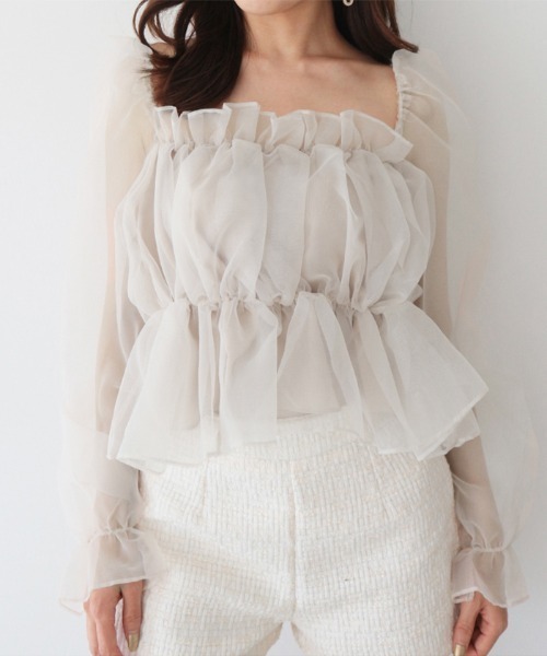 AMBIENT(アンビエント)の「オーガンジーパフギャザーブラウス(シャツ/ブラウス・レディース・ベージュ/ブラック・FREE)」の5枚目の写真