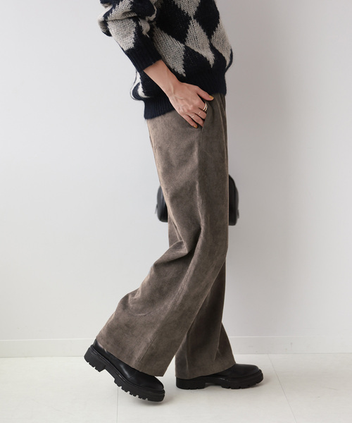 JOURNAL STANDARD relume（ジャーナルスタンダード　レリューム）の「コーデュロイセミワイドイージーパンツ（その他パンツ・レディース・ホワイト/チャコールグレー/ライトグリーン・FREE）」の11枚目の写真