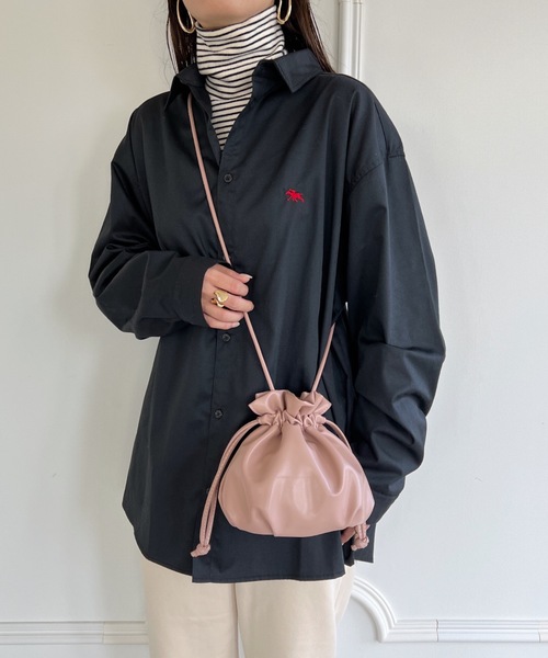MYMOOD.(マイムード)の「2WAY PU 巾着ミニショルダー(ショルダーバッグ・レディース・ブラック/アイボリー/ピンクベージュ/シルバー・FREE)」の10枚目の写真