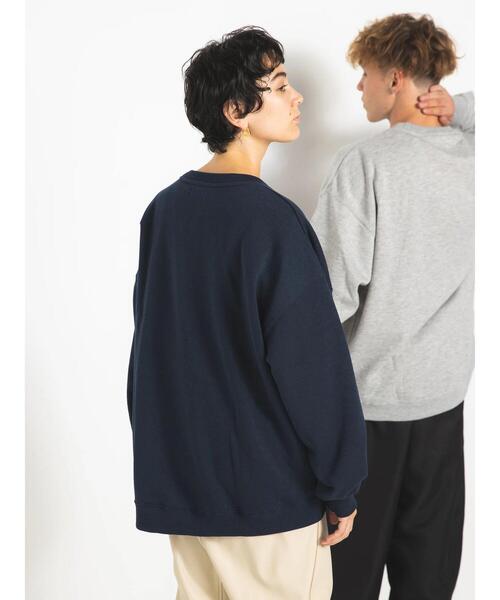 koe（コエ）の「【ユニセックス】MINNESOTA 裏起毛ビッグスウェットクルー（スウェット・レディース・ネイビー/グレー/ダークグリーン・L/XL/M）」の6枚目の写真