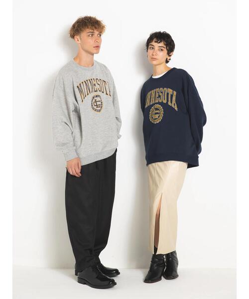 koe（コエ）の「【ユニセックス】MINNESOTA 裏起毛ビッグスウェットクルー（スウェット・レディース・ネイビー/グレー/ダークグリーン・L/XL/M）」の9枚目の写真