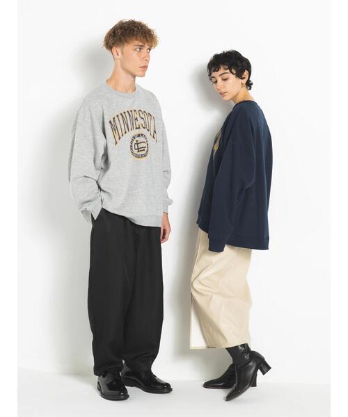 koe（コエ）の「【ユニセックス】MINNESOTA 裏起毛ビッグスウェットクルー（スウェット・レディース・ネイビー/グレー/ダークグリーン・L/XL/M）」の10枚目の写真