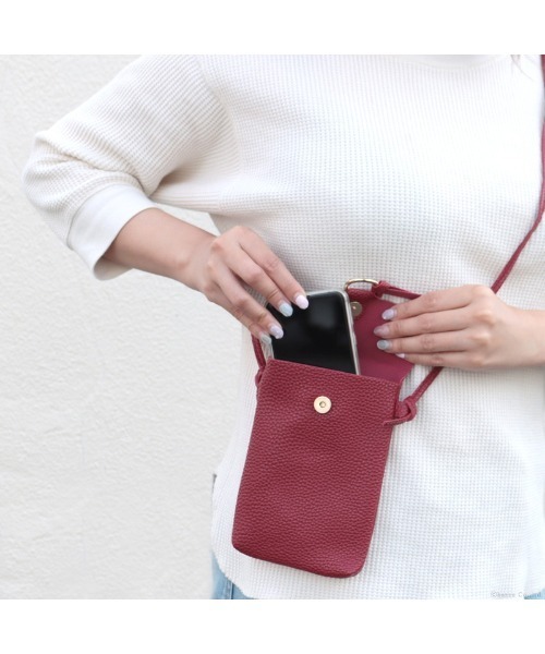 KAZZU SELECT(カッズセレクト)の「シボ感スマホポシェット&ショルダーバッグ(ショルダーバッグ・レディース・ネイビー/ピンク/グレー/ブラック/ワイン・ONE SIZE)」の5枚目の写真