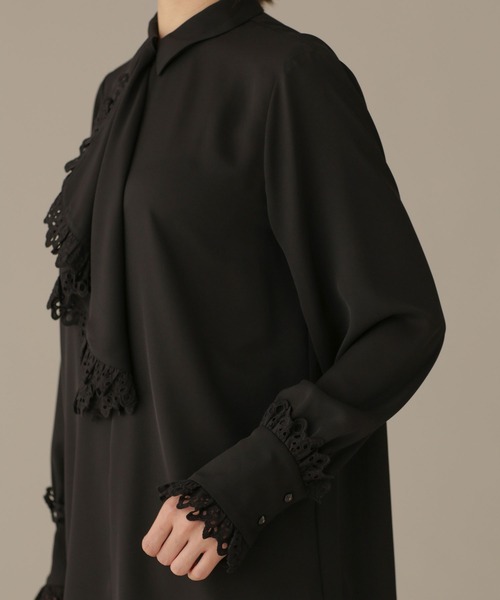 NANO universe（ナノユニバース）の「LB.03/スカーフヘムデザインブラウス（シャツ/ブラウス・レディース・ライトブラウン/ブラック/ホワイト・Ⅱ/Ⅰ）」の18枚目の写真