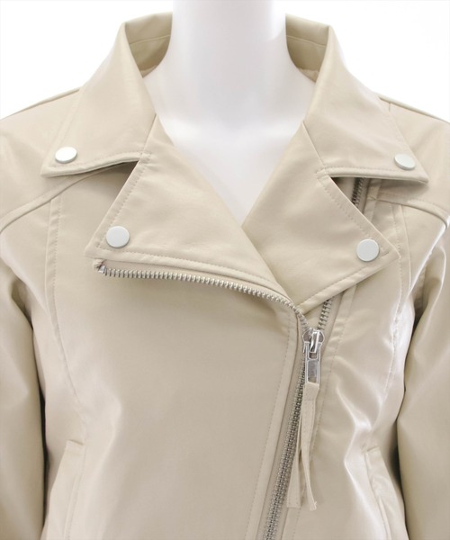 clear(クリア)の「フェイクレザーライダースジャケット(ライダースジャケット・レディース・ブラック/アイボリー/サックスブルー・F)」の8枚目の写真