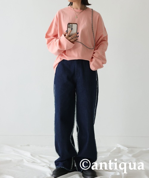 antiqua(アンティカ)の「フリンジデニムパンツ(デニムパンツ・レディース・インディゴブルー・L/M)」の4枚目の写真